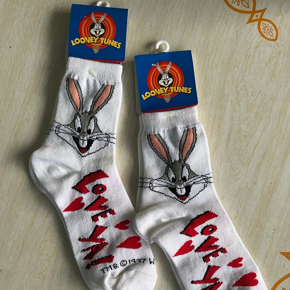 Unworn 1997 looney tunes socks